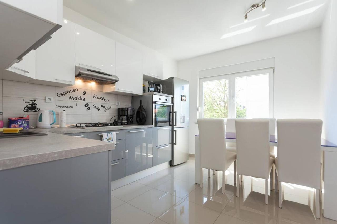 Apartman Mark Apartment Pula Luaran gambar